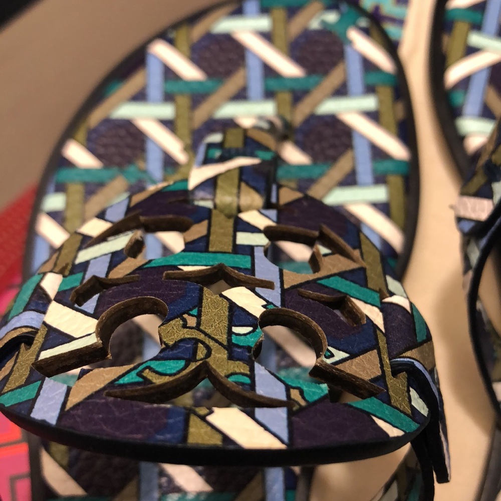 Tory Burch Miller Sandal Navy Basket-Weave Logo - Picture 9 of 10